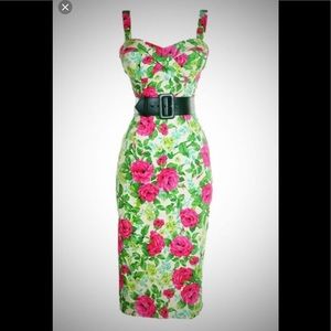 Deadly Dames XL floral Vamp